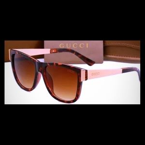 Pre owned Gucci sunglasses with a case!!